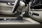 Volvo XC60 T6 Inscription 2017 года (WW)